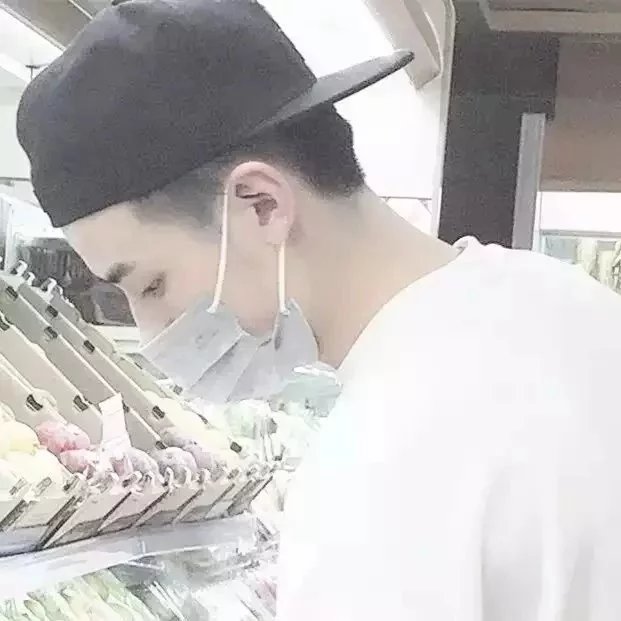 邰颖亮玉