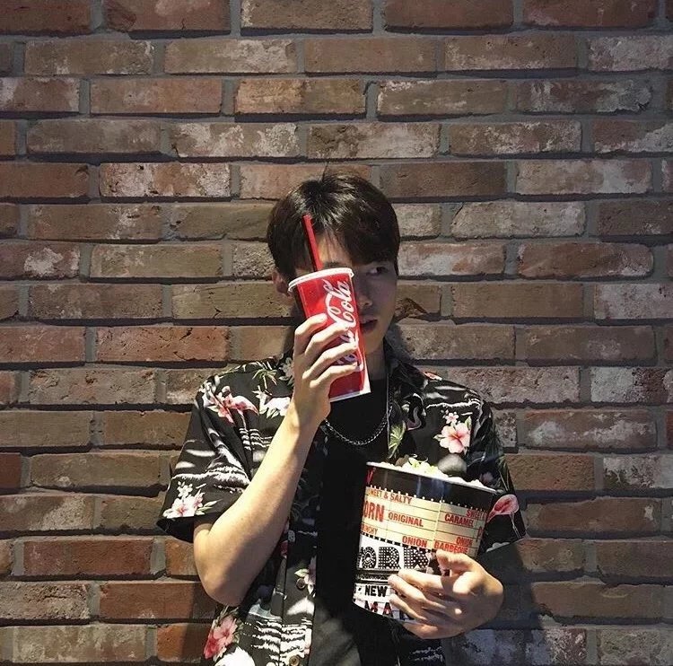 鲁妮明琛