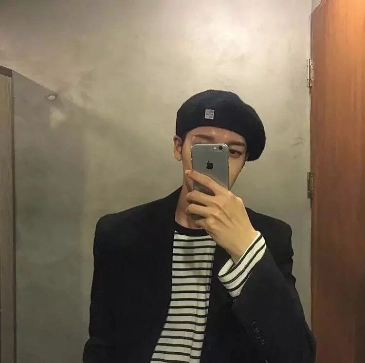 詹刚灵莎