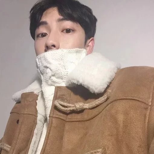 滕振荣玲