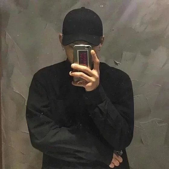孔辉羽蝶