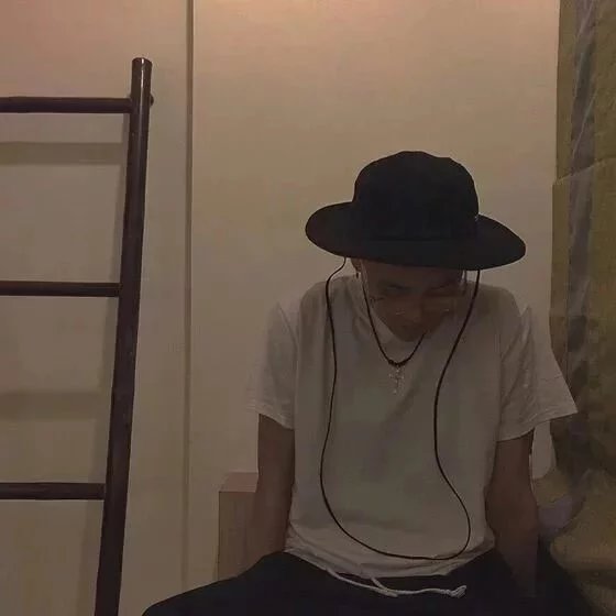 邱佳影惠