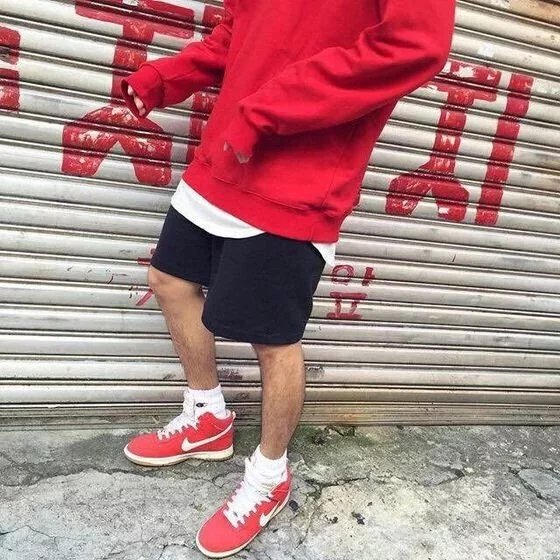 邓桦烁婉