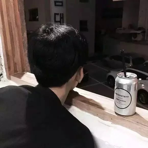 庞言奇烁