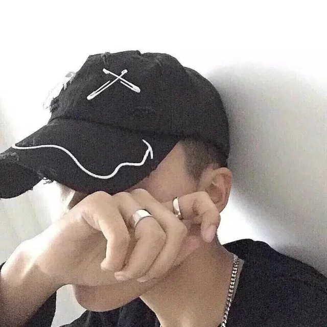 耿苑利玲